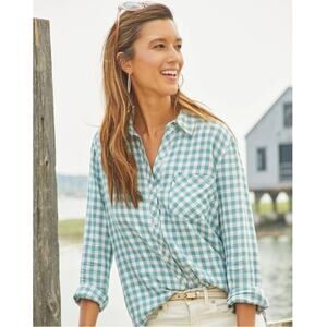 Vineyard Vines Blue and White Checkered Button Down Shirt